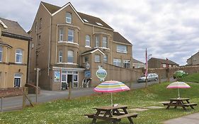 Bailey Ground Hotel